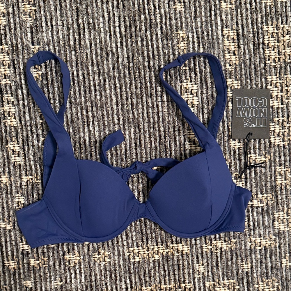 NWT It’s Now Cool Contour Boost bikini top, large